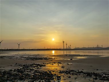 五部門聯(lián)合印發(fā)《工業(yè)綠色微電網(wǎng)建設(shè)與應(yīng)用指南(2026—2030年)》